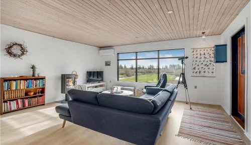 Three-Bedroom Vacation Home 