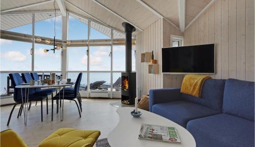 Two-Bedroom Holiday Home