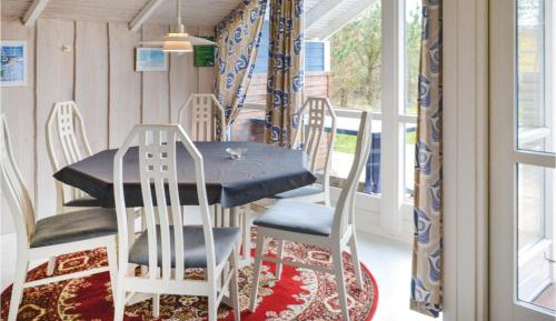 Three-Bedroom Vacation Home 