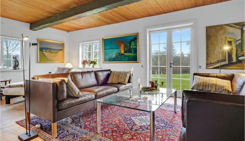 Six-Bedroom Holiday Home