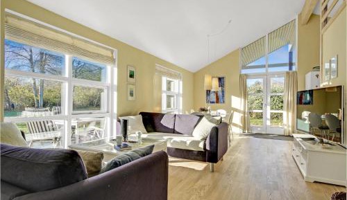 Three-Bedroom Vacation Home 