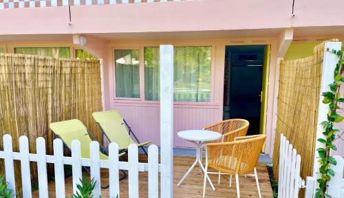 Superior Room - 1 Room - 1 King Bed