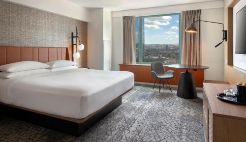 High Floor King Guest Room, High Floor, Guest room, 1 King
