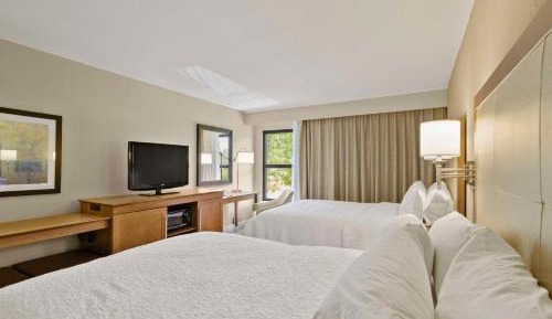 Room with Two Queen Beds - Non-Smoking