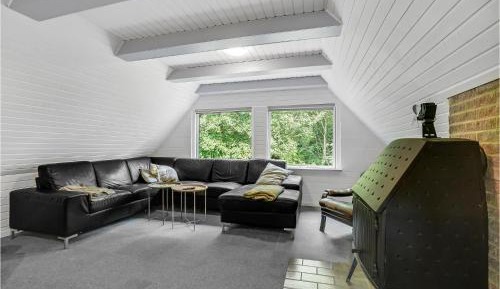 Three-Bedroom Vacation Home 