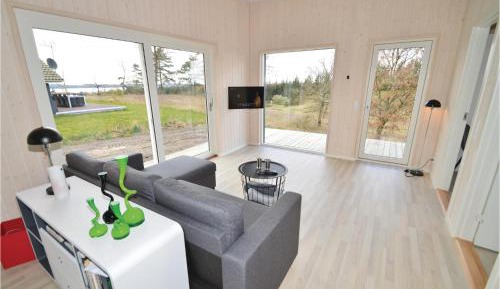Three-Bedroom Vacation Home 