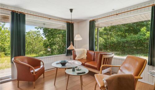 Three-Bedroom Vacation Home 