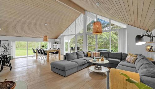 Four-Bedroom Vacation Home