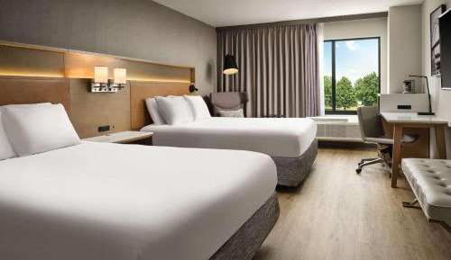 Queen Room with Two Queen Beds - Non-Smoking