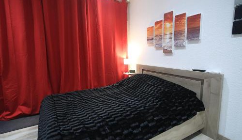 Apartment with Shower