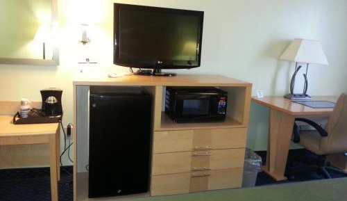 King Guest Room - Disability Access