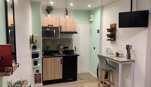 One-Bedroom Apartment