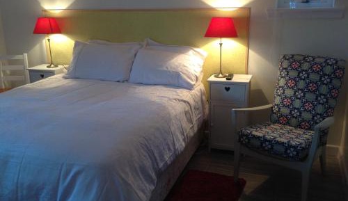 Double or Twin Room with Bathroom