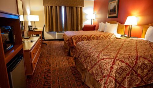 Deluxe Queen Room