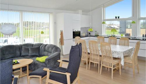 Three-Bedroom Vacation Home 