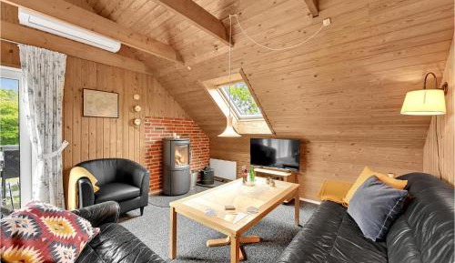 Three-Bedroom Vacation Home 