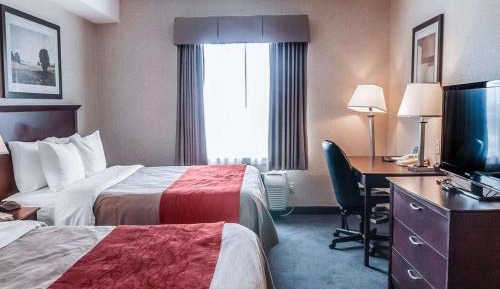 Queen Room with Two Queen Beds - Non-Smoking