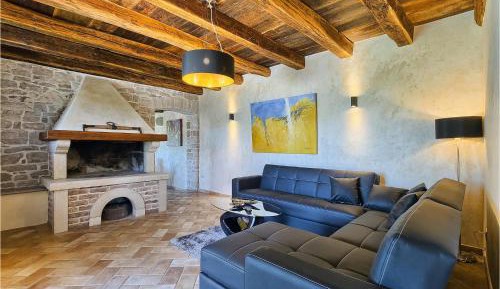 Three-Bedroom Vacation Home 
