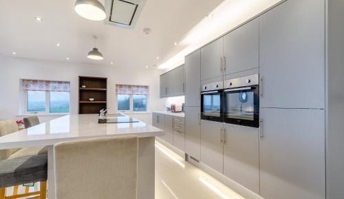 Three-Bedroom Vacation Home 