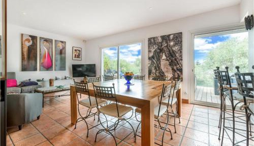 Four-Bedroom Vacation Home