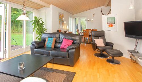 Two-Bedroom Holiday Home