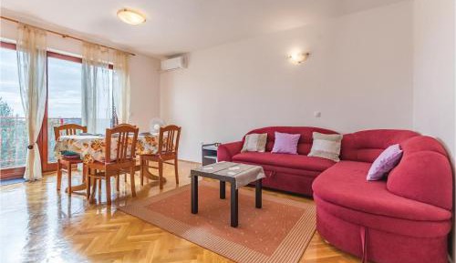 Six-Bedroom Holiday Home