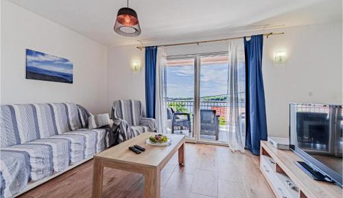 Three-Bedroom Vacation Home 