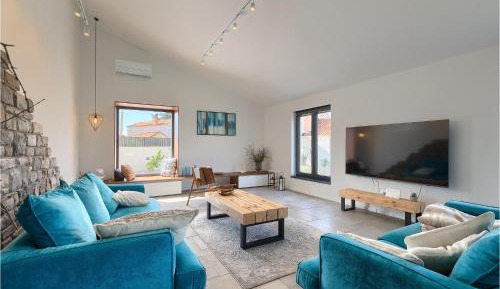 Three-Bedroom Vacation Home 