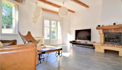 Three-Bedroom Vacation Home 