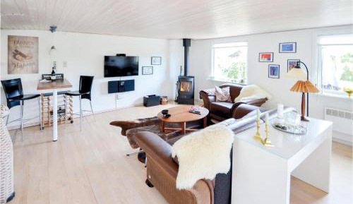 Two-Bedroom Holiday Home