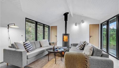 Five-Bedroom Holiday Home