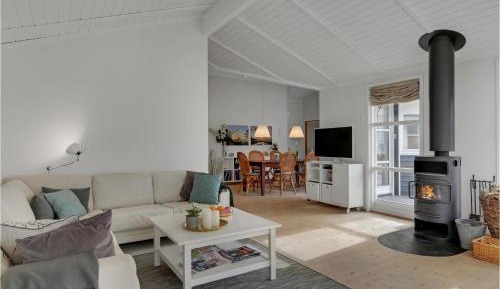 Three-Bedroom Vacation Home 