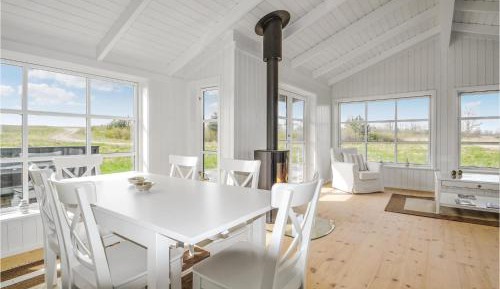 Three-Bedroom Vacation Home 