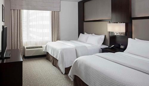 Queen Suite with Two Queen Beds - Disability Access/Non-Smoking