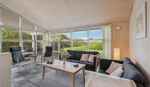 Three-Bedroom Vacation Home 