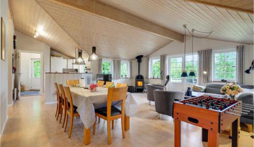 Three-Bedroom Vacation Home 