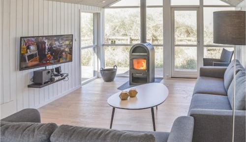 Three-Bedroom Vacation Home 