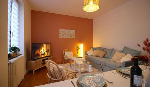 Two-Bedroom Apartment with Balcony and Terrace