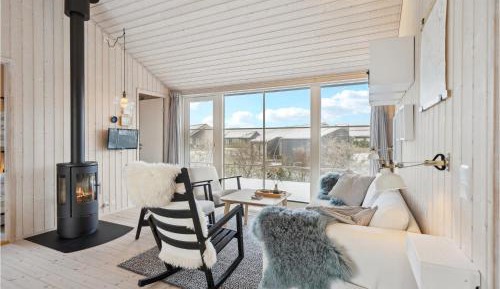 Three-Bedroom Vacation Home 