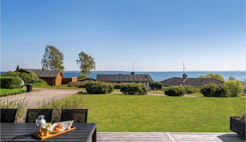 Three-Bedroom Vacation Home 