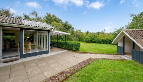 Three-Bedroom Vacation Home 