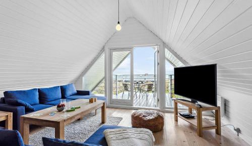 Three-Bedroom Vacation Home 