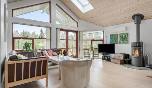 Three-Bedroom Vacation Home 