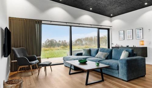 Three-Bedroom Vacation Home 