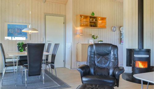 Three-Bedroom Vacation Home 