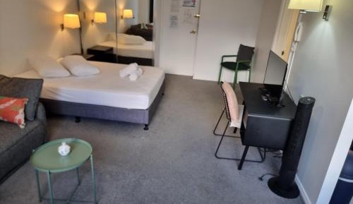 Studio with Garden View