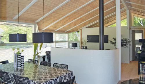 Three-Bedroom Vacation Home 