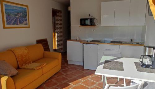 Double or Twin Room with Private Bathroom