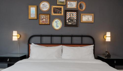 Queen Room - Disability Access