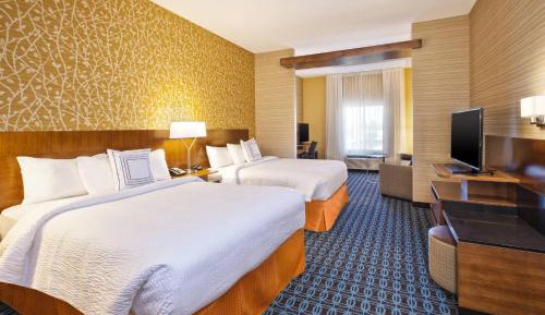 Queen Suite with Two Queen Beds and Sofa Bed